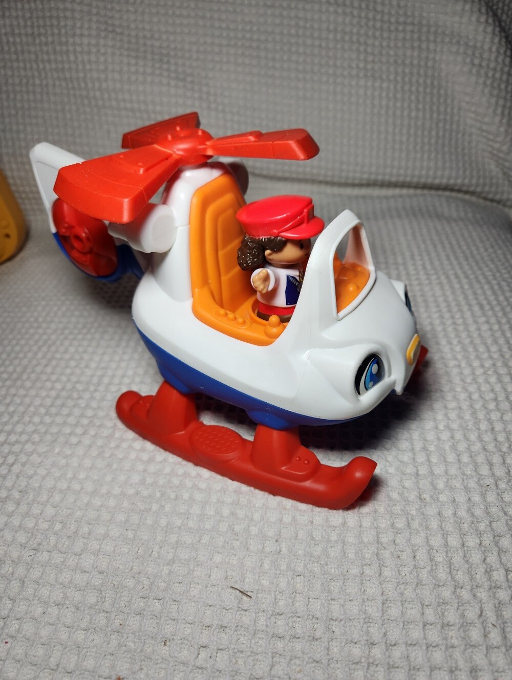 Fisher-Price Little People White, Red and Orange Rescue Chopper with Pilot - Picture 4 of 9